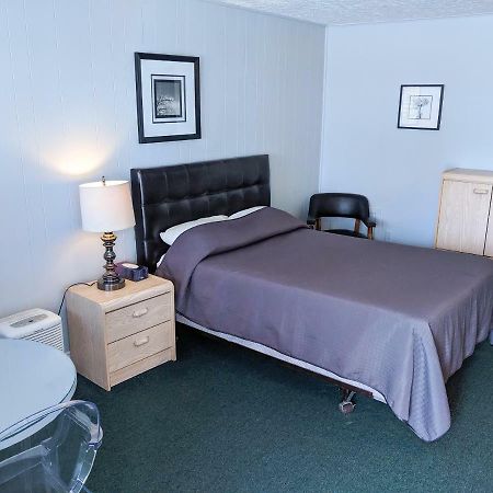 Skyline Motel Fredericton Dış mekan fotoğraf
