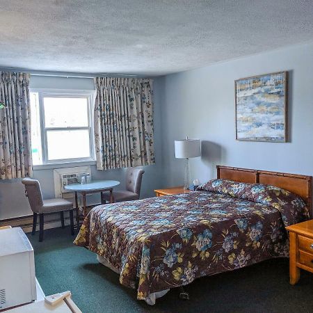 Skyline Motel Fredericton Dış mekan fotoğraf