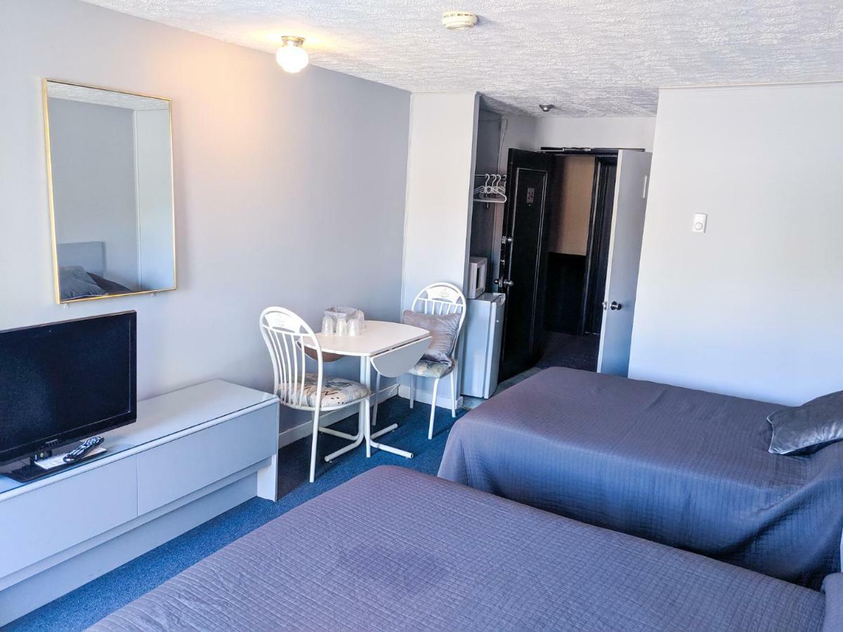 Skyline Motel Fredericton Dış mekan fotoğraf